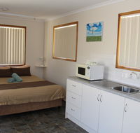 Ardrossan Caravan Park - Accommodation Gladstone