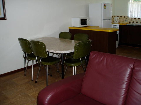 Augusta Escape - Accommodation Gladstone 3