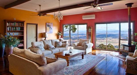 Avocado Sunset Bed & Breakfast - Accommodation Gladstone 5