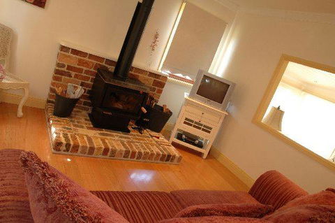 Wombat Lodge - Accommodation Gladstone 2