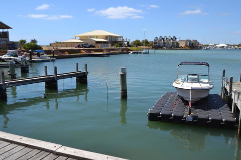 Busselton Marina Bed & Breakfast - Accommodation Gladstone 3