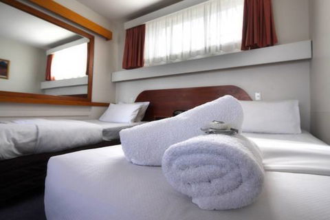 City View Motel ( Hobart) - Accommodation Gladstone 0
