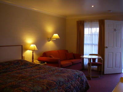 Club Motel - Accommodation Gladstone 2