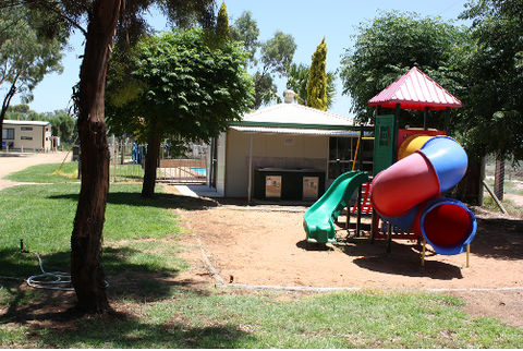 Cobdogla Station Caravan Park - Accommodation Gladstone 2