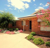 Colonial Court Villas Serviced Apartments - Accommodation Gladstone