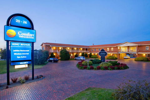 Comfort Inn & Suites King Avenue - Accommodation Gladstone 0