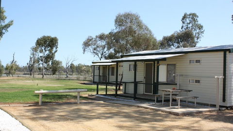 Cobdogla Station Caravan Park - Accommodation Gladstone 9