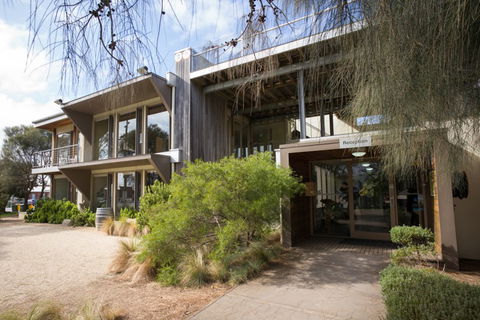 Apollo Bay Eco YHA - Accommodation Gladstone 0