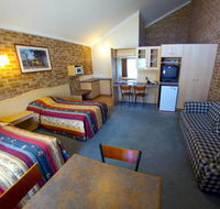 Country Gardens Motor Inn - Accommodation Gladstone