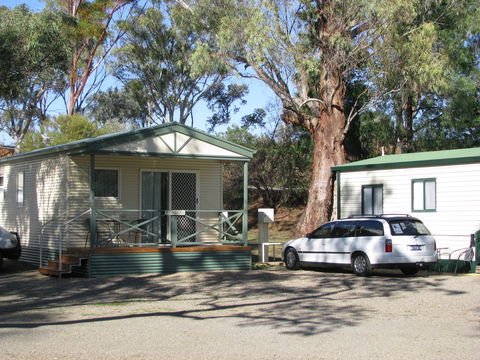 Crystal Brook Caravan Park - Accommodation Gladstone 0