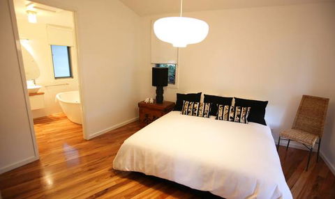 Dalrymples Guest Cottages - Accommodation Gladstone 3