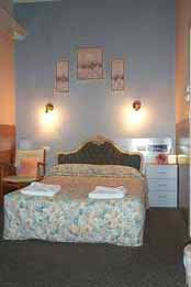 Down Town Motel - Accommodation Gladstone 0