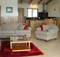 Endeavour Lodge - Accommodation Gladstone