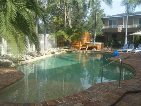 Galaxy Motel - Accommodation Gladstone 0