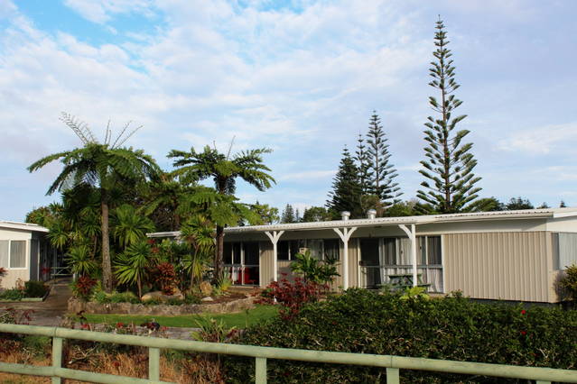 Almonds ACT Accommodation Gladstone