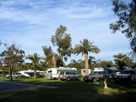 Highway 1 Caravan & Tourist Park - Accommodation Gladstone 2