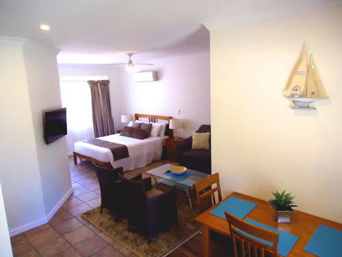 Inn The Tuarts Guest Lodge Busselton - Accommodation Gladstone 1