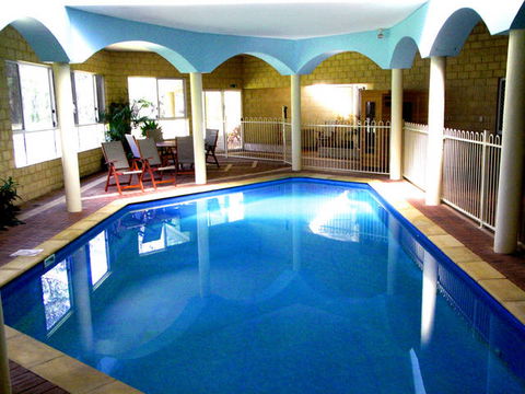 Inn The Tuarts Guest Lodge Busselton - Accommodation Gladstone 2