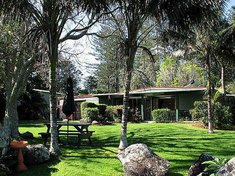 Kentia Holiday Accommodations - Accommodation Gladstone 0