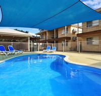 Lakeside Holiday Apartments - Accommodation Gladstone