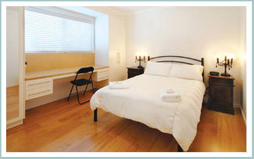 Lakeside Studio - Accommodation Gladstone 3