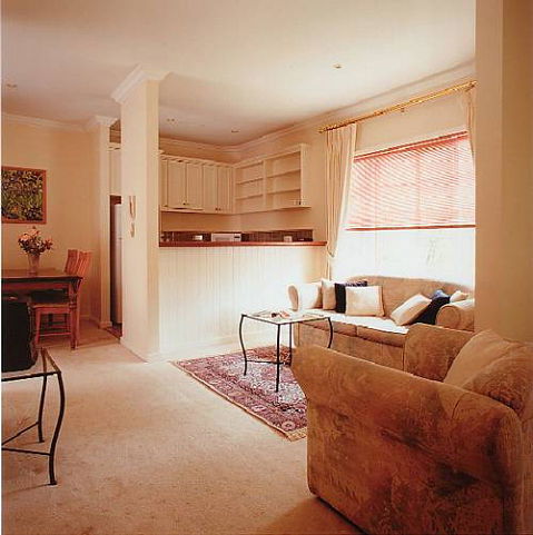 Magnolia Court Boutique Hotel - Accommodation Gladstone 4