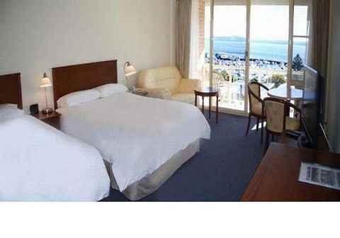 Marina Resort Nelson Bay - Accommodation Gladstone 2