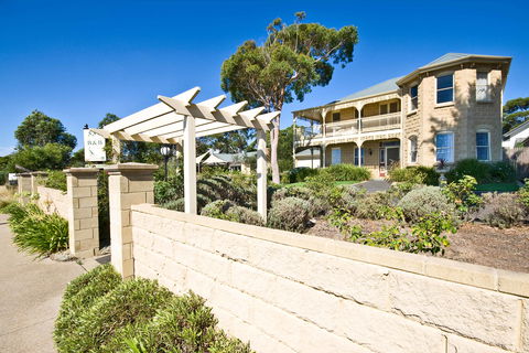 Mount Martha Bed & Breakfast By The Sea - Accommodation Gladstone 0