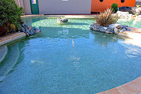 New England Motor Lodge - Accommodation Gladstone 3