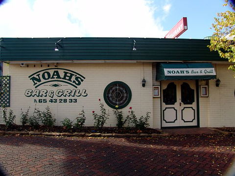 NOAH'S Mid City Motor Inn - Accommodation Gladstone 4
