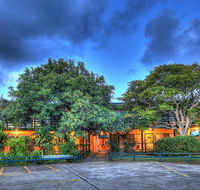 Paradise Hotel  Resort - Accommodation Gladstone