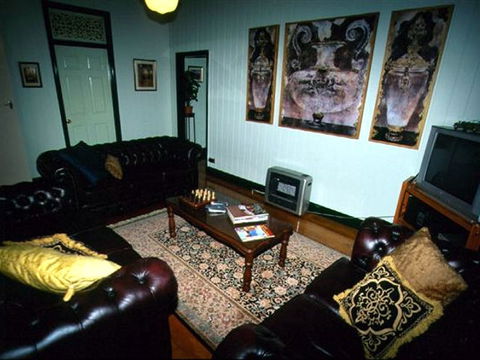 Pitstop Lodge Guesthouse And B&B - Accommodation Gladstone 3