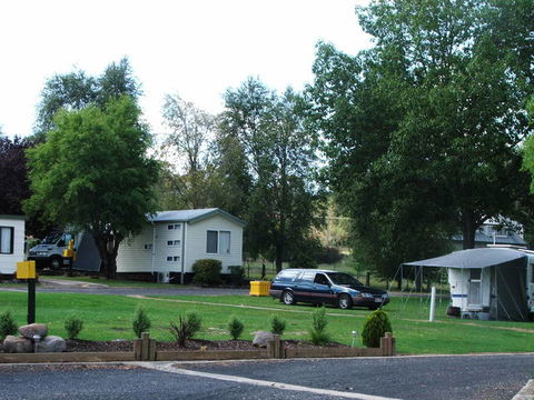 Poplar Caravan Park - Accommodation Gladstone 0