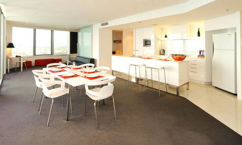 Q1 Resort & Spa - Accommodation Gladstone 3