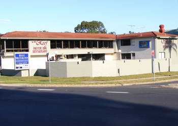 Reef Motor Inn - Accommodation Gladstone 2