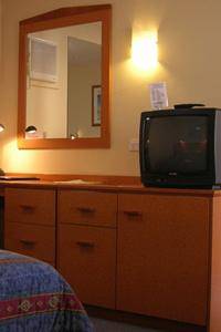 Reef Motor Inn - Accommodation Gladstone 5