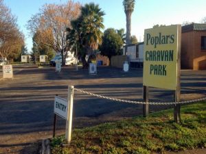 Poplars Caravan Park - Accommodation Gladstone 2