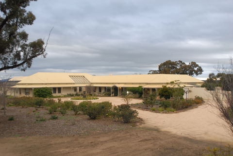 Ledcourt Waters - Accommodation Gladstone 9