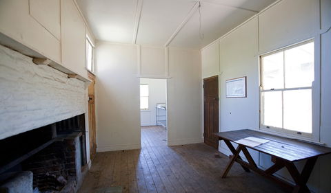 Brackens Cottage - Coolah - Accommodation Gladstone 1