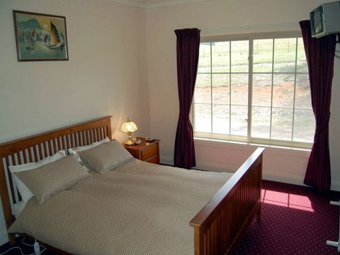 Rothesay Park - Accommodation Gladstone 1