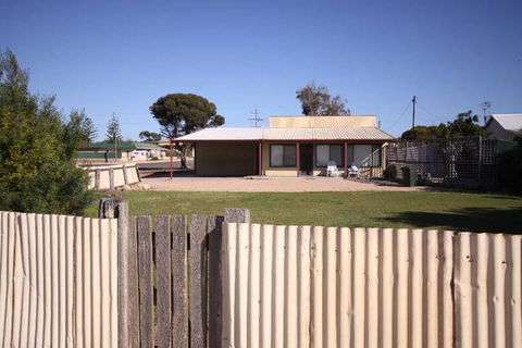 Seaview Cottage Ceduna - Accommodation Gladstone 2