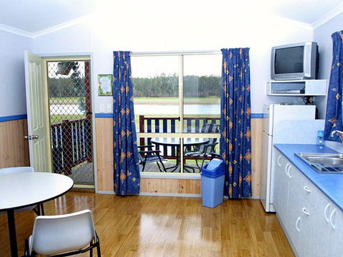 Stoney Park - Accommodation Gladstone 0
