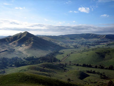 Strath Valley View B And B - Accommodation Gladstone 4
