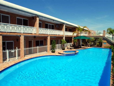 Hermitage Campbelltown - Accommodation Gladstone 5