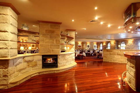 Hermitage Campbelltown - Accommodation Gladstone 6