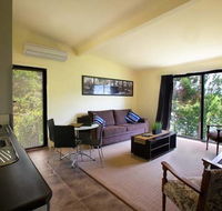 The Shingles Riverside Cottages - Accommodation Gladstone