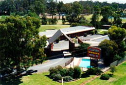Tooleybuc Club Motor Inn - Accommodation Gladstone 0