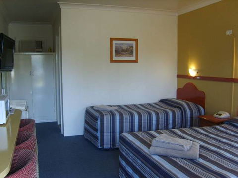 Valley View Motel - Accommodation Gladstone 0