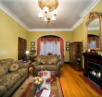 Varenna Luxury Accommodation - Accommodation Gladstone