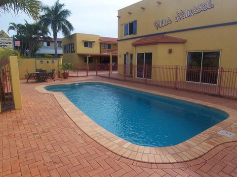 Villa Mirasol Boutique Motel - Accommodation Gladstone 2